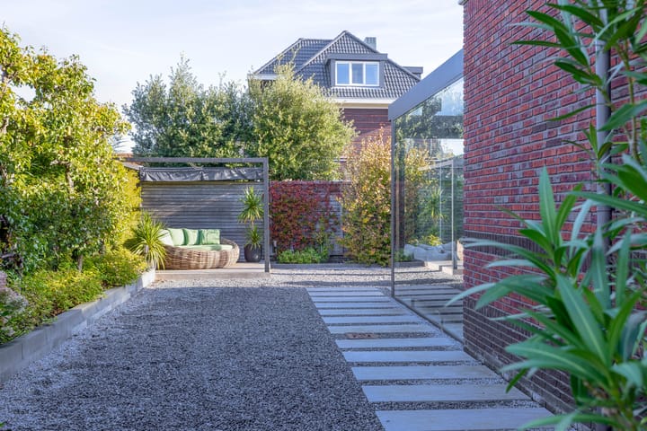 Hoekwoning te koop: Rogier van Otterloostraat 1, Berkel En Rodenrijs