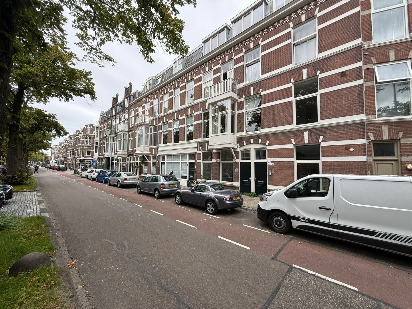 View photo 2 of Regentesselaan 162-164