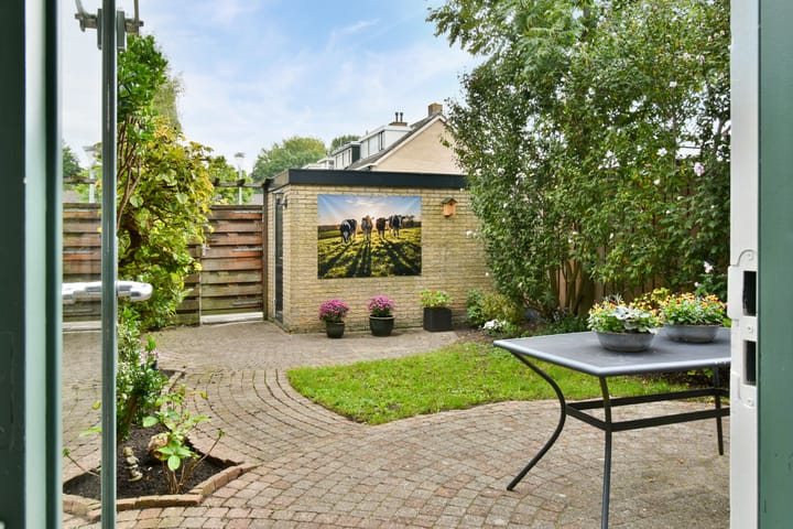 Tussenwoning te koop: Graan voor Visch 15243, Hoofddorp
