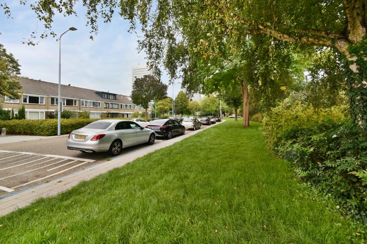 Tussenwoning te koop: Graan voor Visch 15243, Hoofddorp