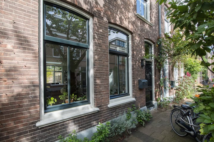 Foto 3 van Adriaanstraat 12