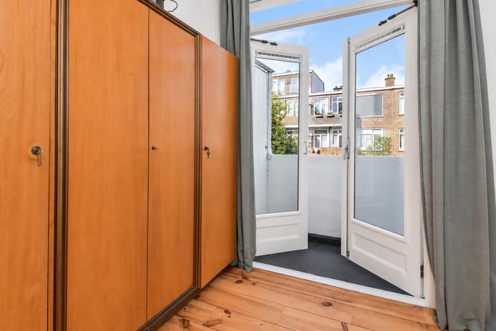 Appartement te koop: Van Lansbergestraat 216, 'S-Gravenhage
