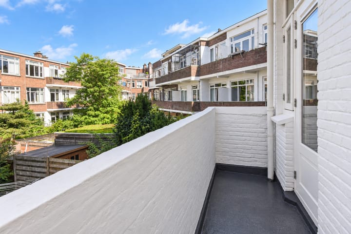 Appartement te koop: Van Lansbergestraat 216, 'S-Gravenhage