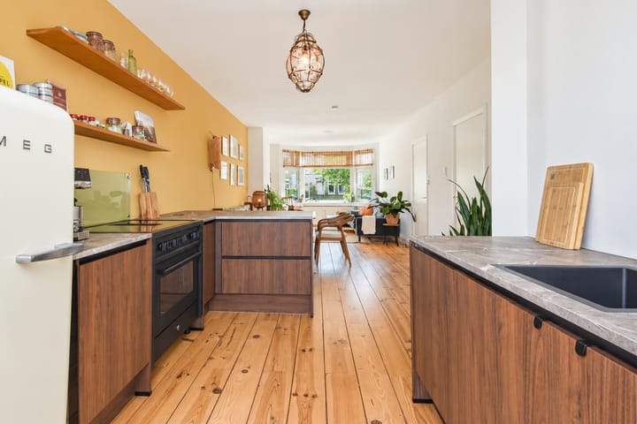 Appartement te koop: Van Lansbergestraat 216, 'S-Gravenhage