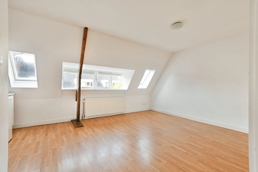 Photo 16 of Teding van Berkhoutstraat 61