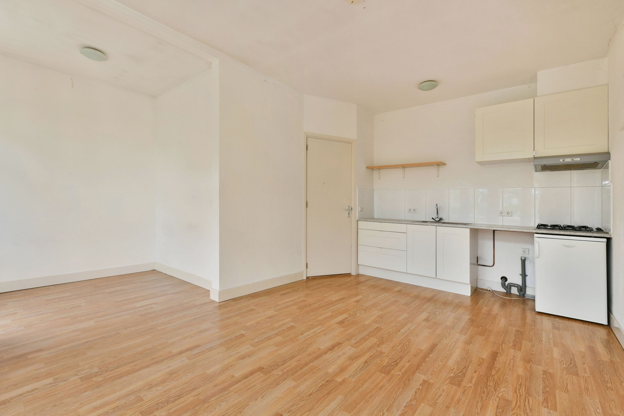 Photo 9 of Teding van Berkhoutstraat 61
