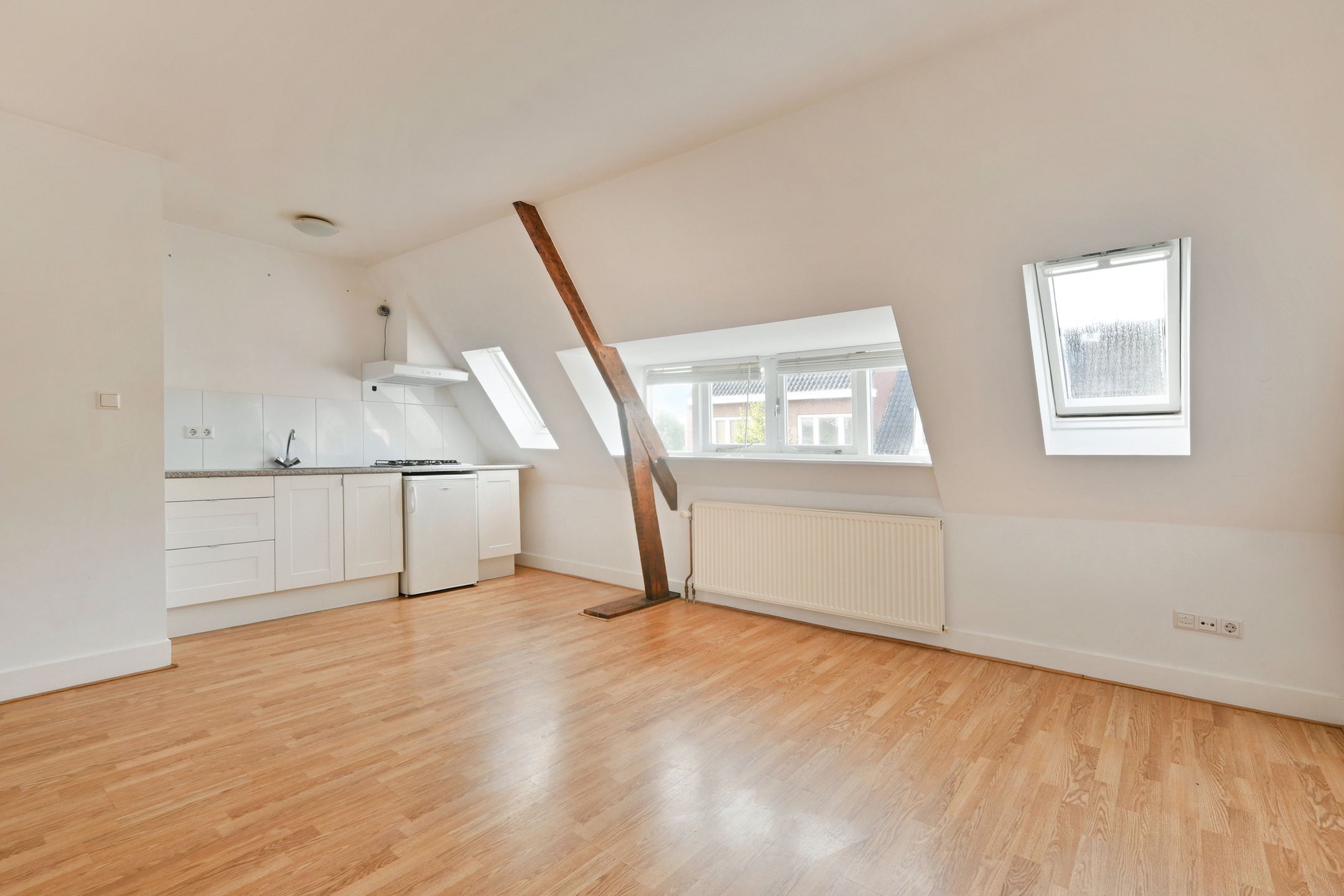 Photo 18 of Teding van Berkhoutstraat 61