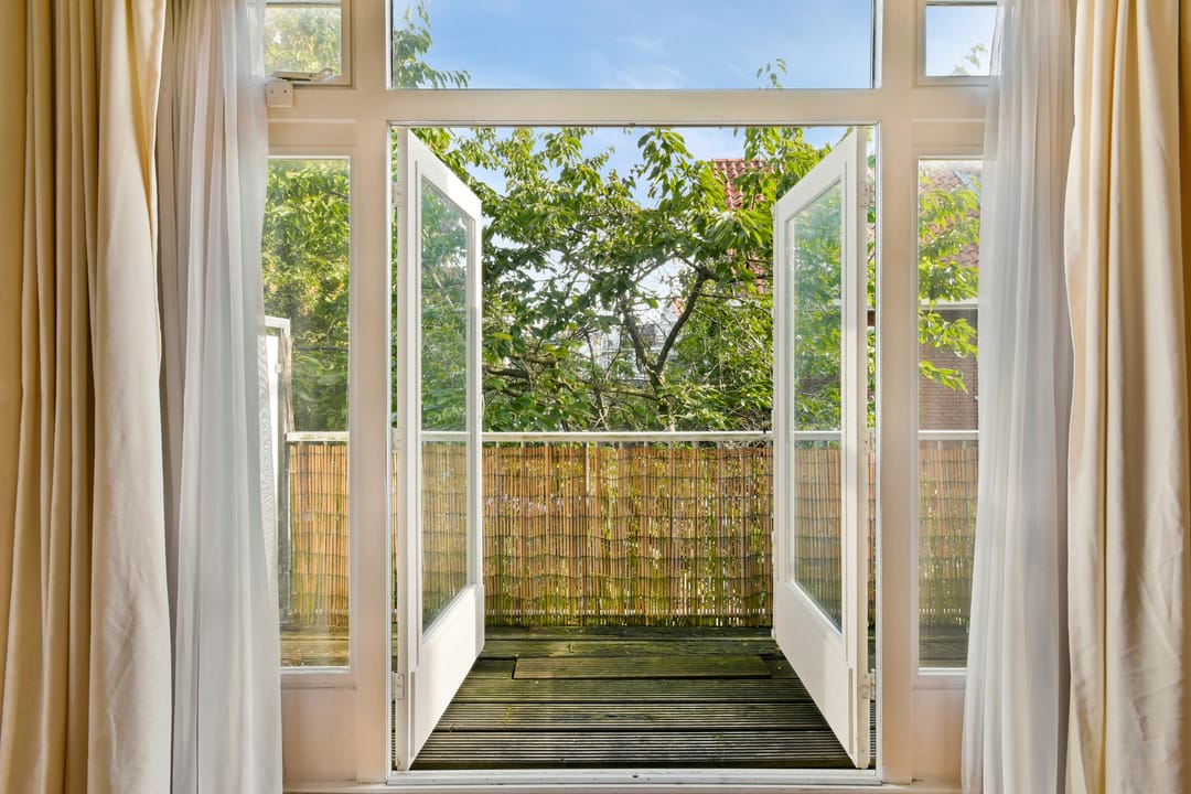 Photo 13 of Teding van Berkhoutstraat 61