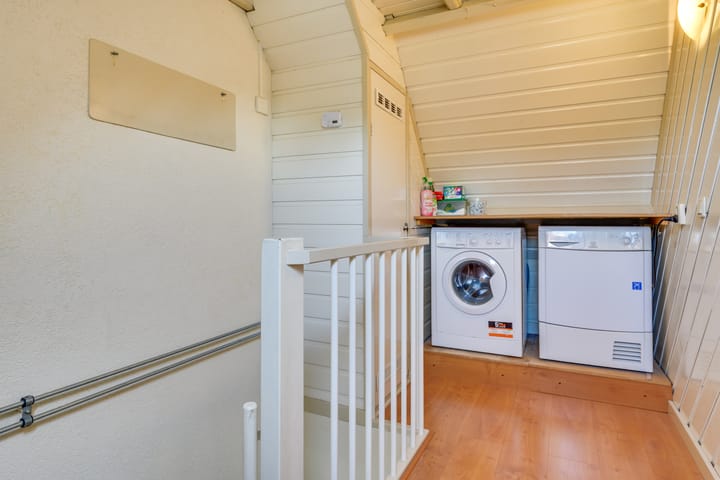 Tussenwoning te koop: Périgordlaan 25, Eindhoven