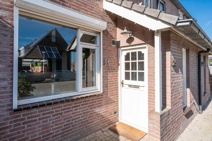 Tussenwoning te koop: Périgordlaan 25, Eindhoven