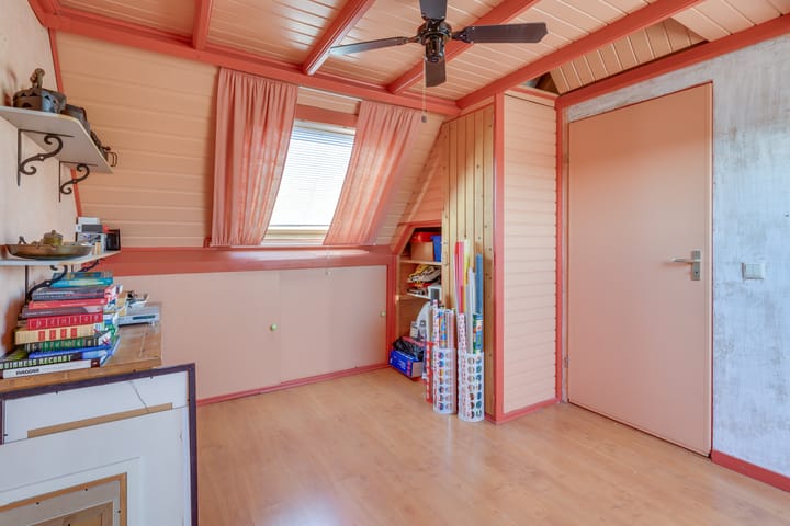 Tussenwoning te koop: Périgordlaan 25, Eindhoven
