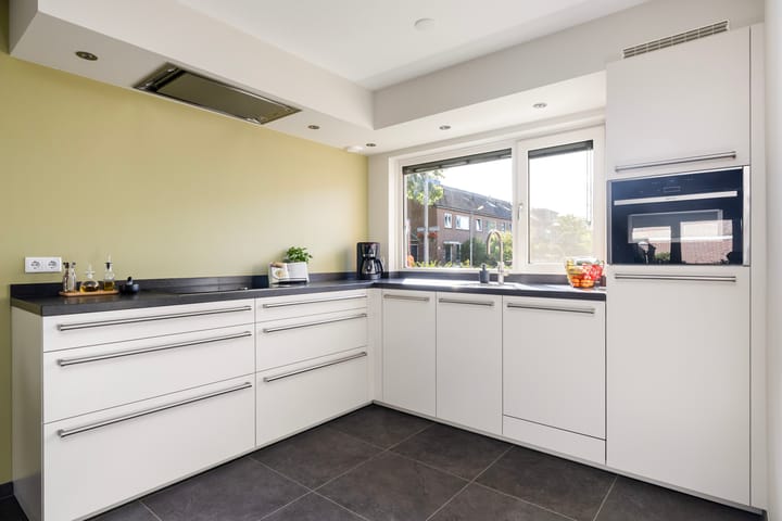 Tussenwoning te koop: Rustenburgerweg 2, Amersfoort