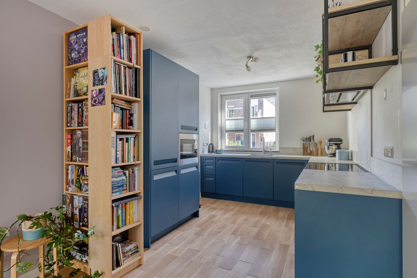Photo 10 of Duke Ellingtonstraat 64