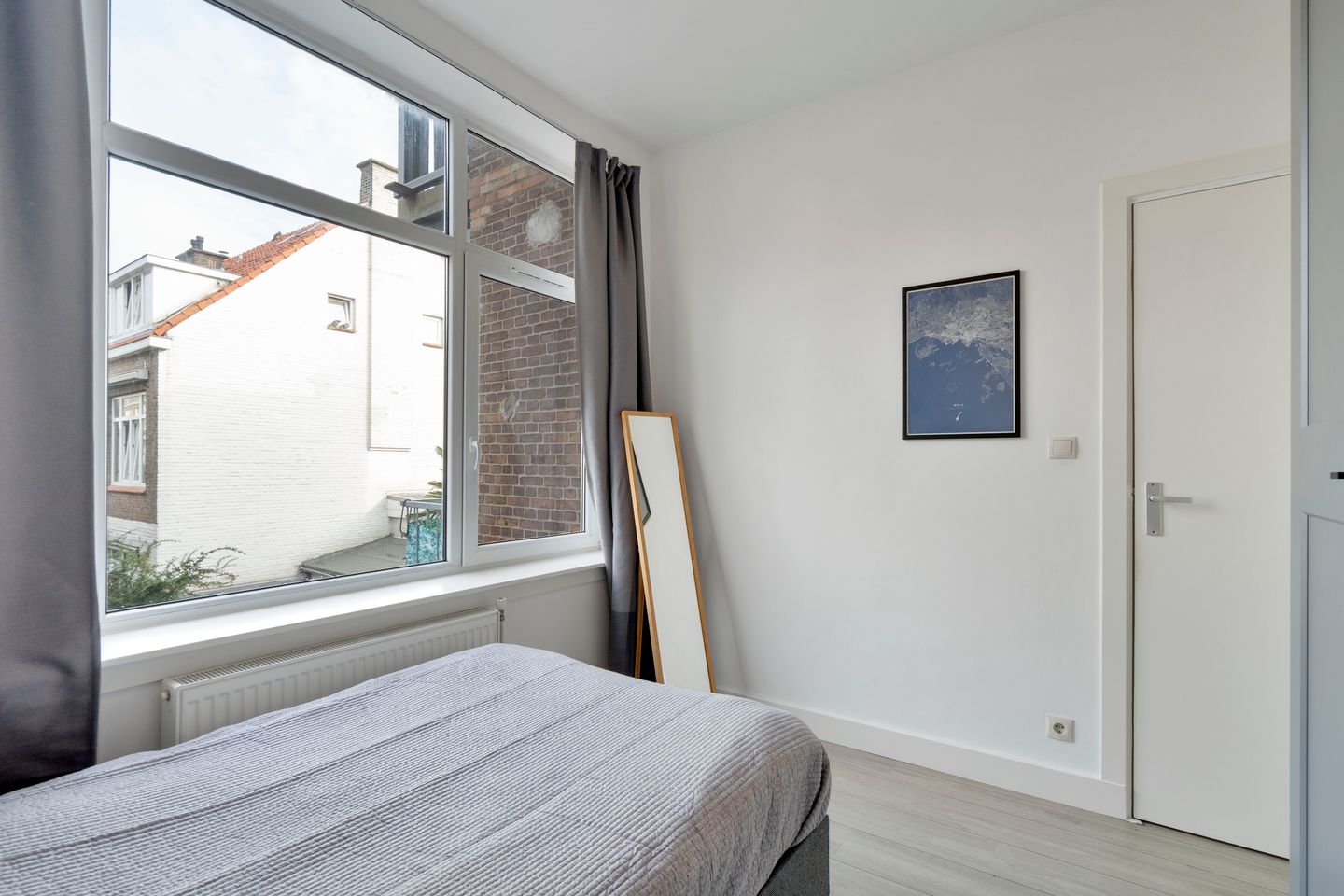 Photo 14 of Jan van Beersstraat 175