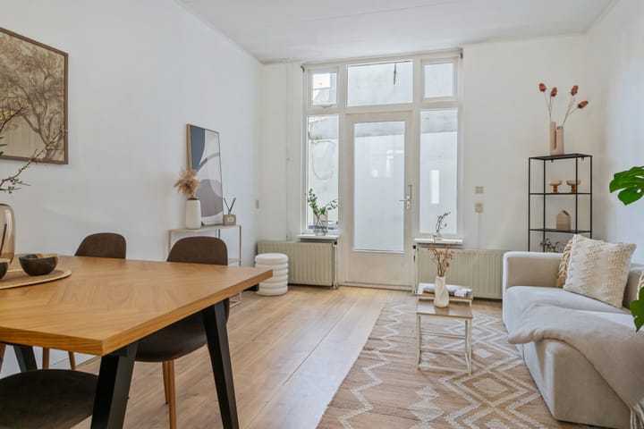 Tussenwoning te koop: Mgr. van de Weteringstraat 44, Utrecht