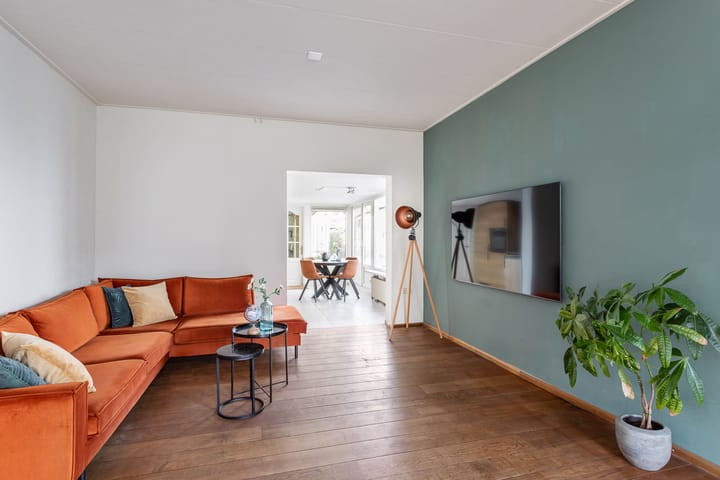 Twee-onder-één-kap te koop: Boekeloseweg 102, Hengelo