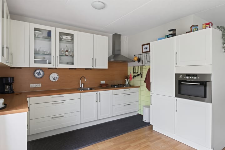 Tussenwoning te koop: het Erf 30, Raalte