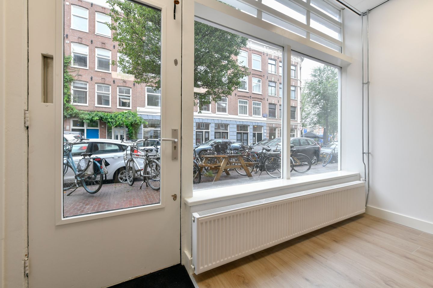 View photo 4 of Barentszstraat 240