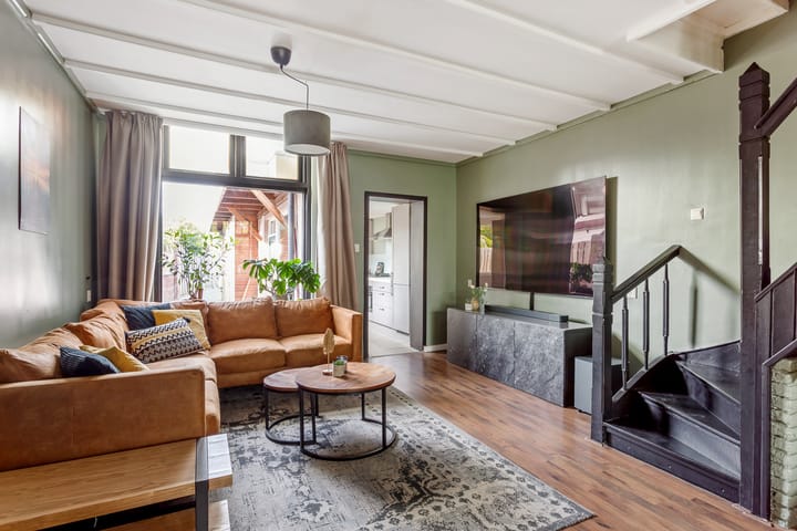 Twee-onder-één-kap te koop: Boekeloseweg 104, Hengelo