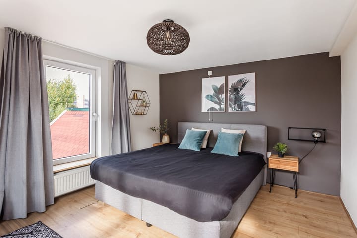 Twee-onder-één-kap te koop: Boekeloseweg 104, Hengelo