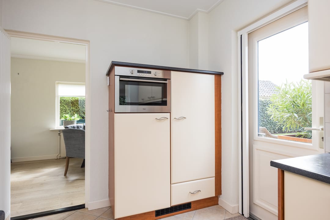 Photo 23 of Jacob van Ruisdaelstraat 17-A
