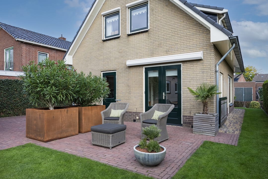 Photo 38 of Jacob van Ruisdaelstraat 17-A