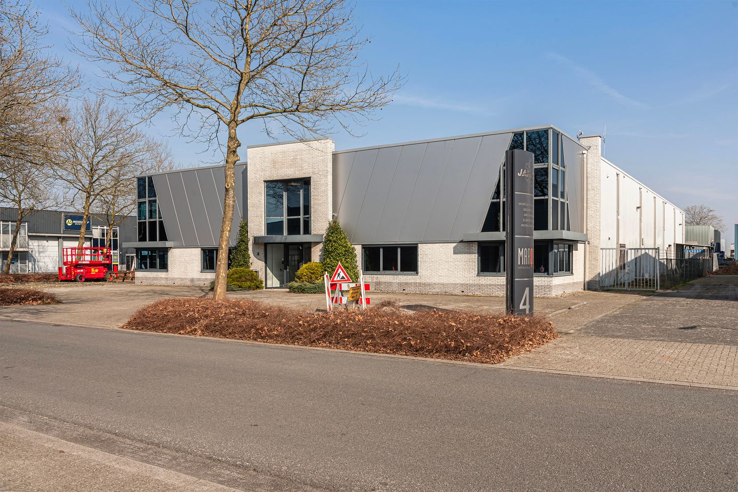 Bekijk foto 1 van Marconistraat 4