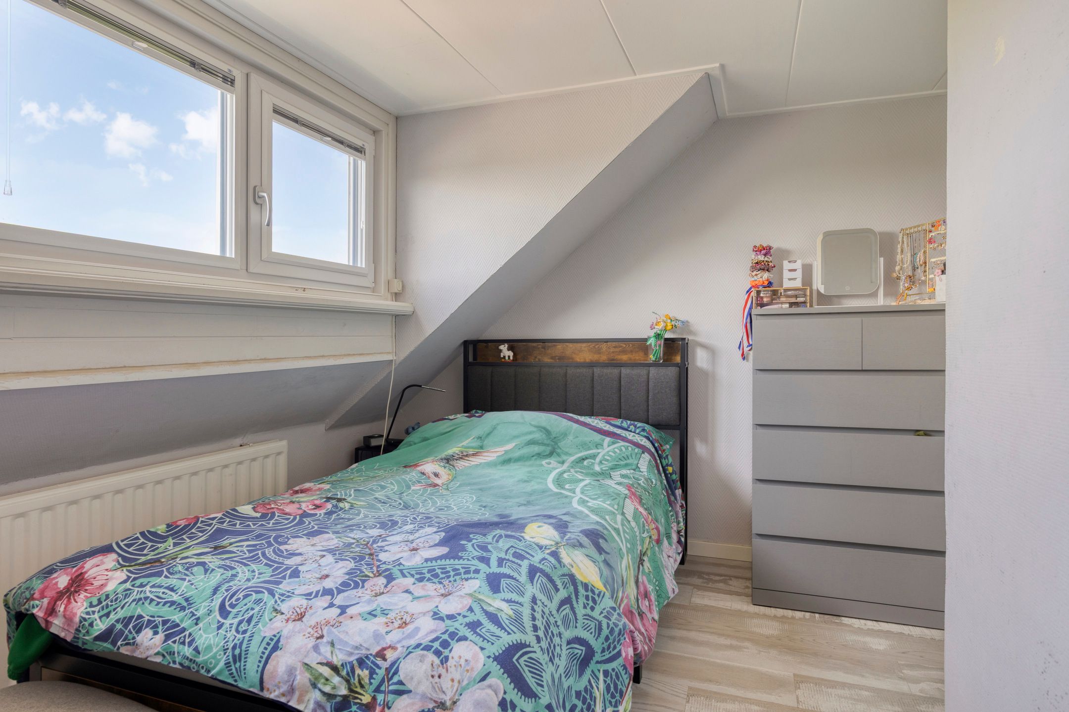 Photo 18 of Noordeinde 155