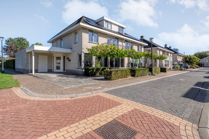 Hoekwoning te koop: Singraven 15, Raalte