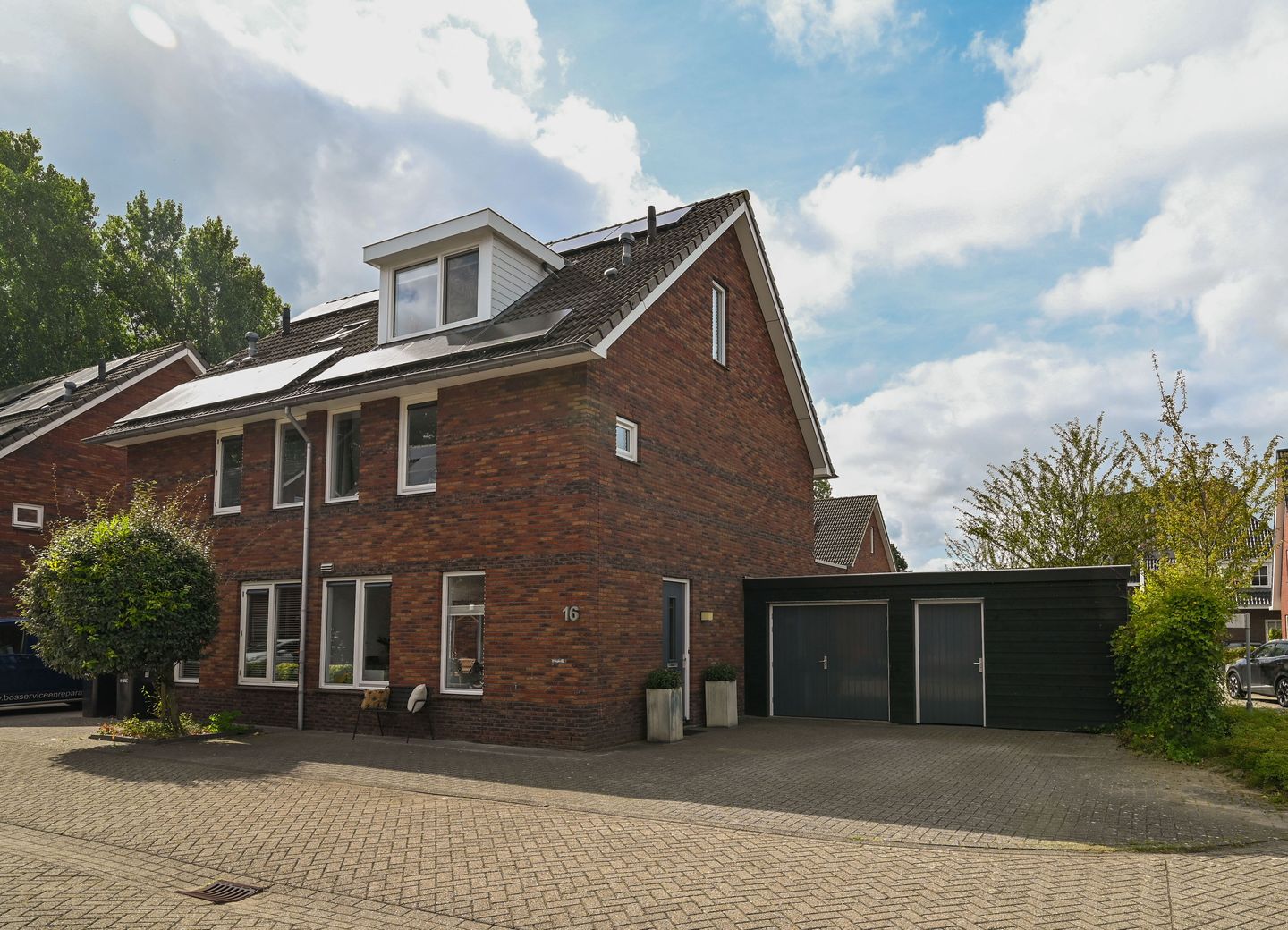 Photo 4 of Zevenster 16