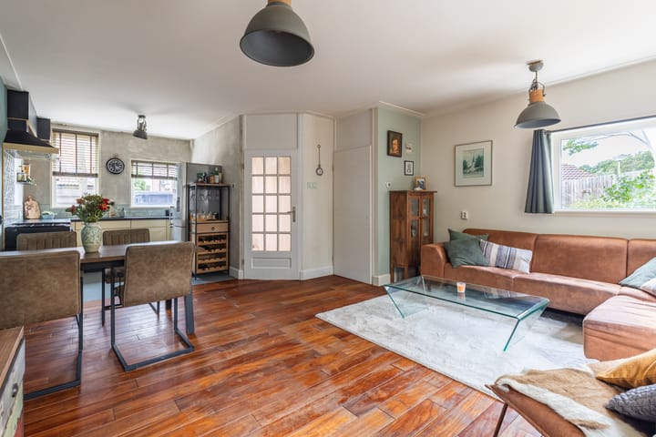 Hoekwoning te koop: Pruikenmakerstraat 26, Alkmaar