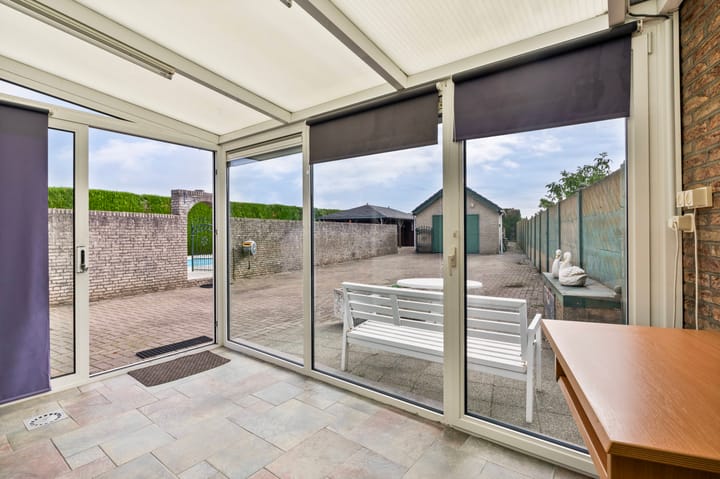 Vrijstaande woning te koop: Maastrichterweg 127, Roermond