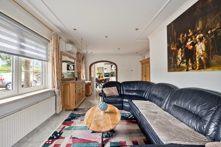 Vrijstaande woning te koop: Maastrichterweg 127, Roermond