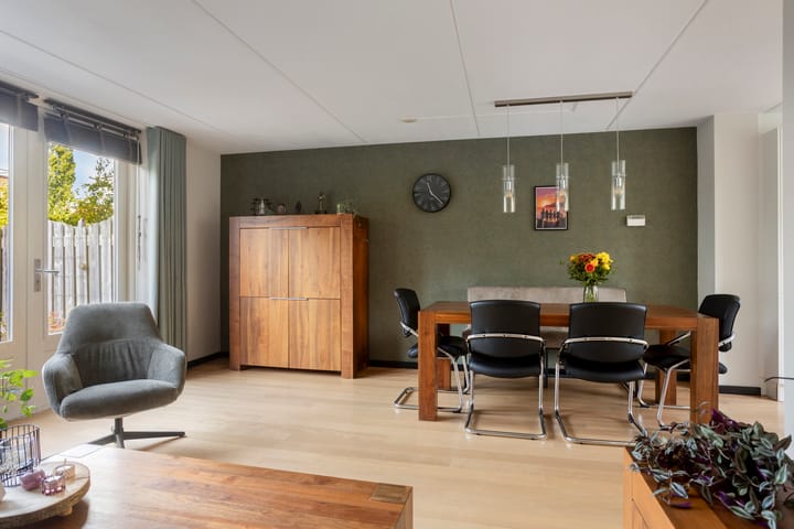 Tussenwoning te koop: Schout van Meghenlaan 7, 'S-Hertogenbosch