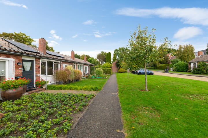 Twee-onder-één-kap te koop: Parkweg 102, Haren (Gr)