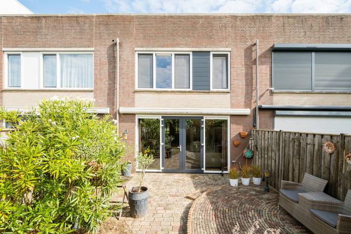 Tussenwoning te koop: Blauwtjes 148, Breda
