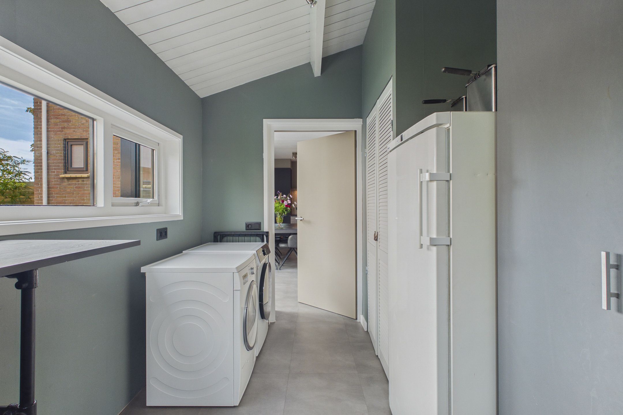 Photo 21 of Bernhardstraat 13
