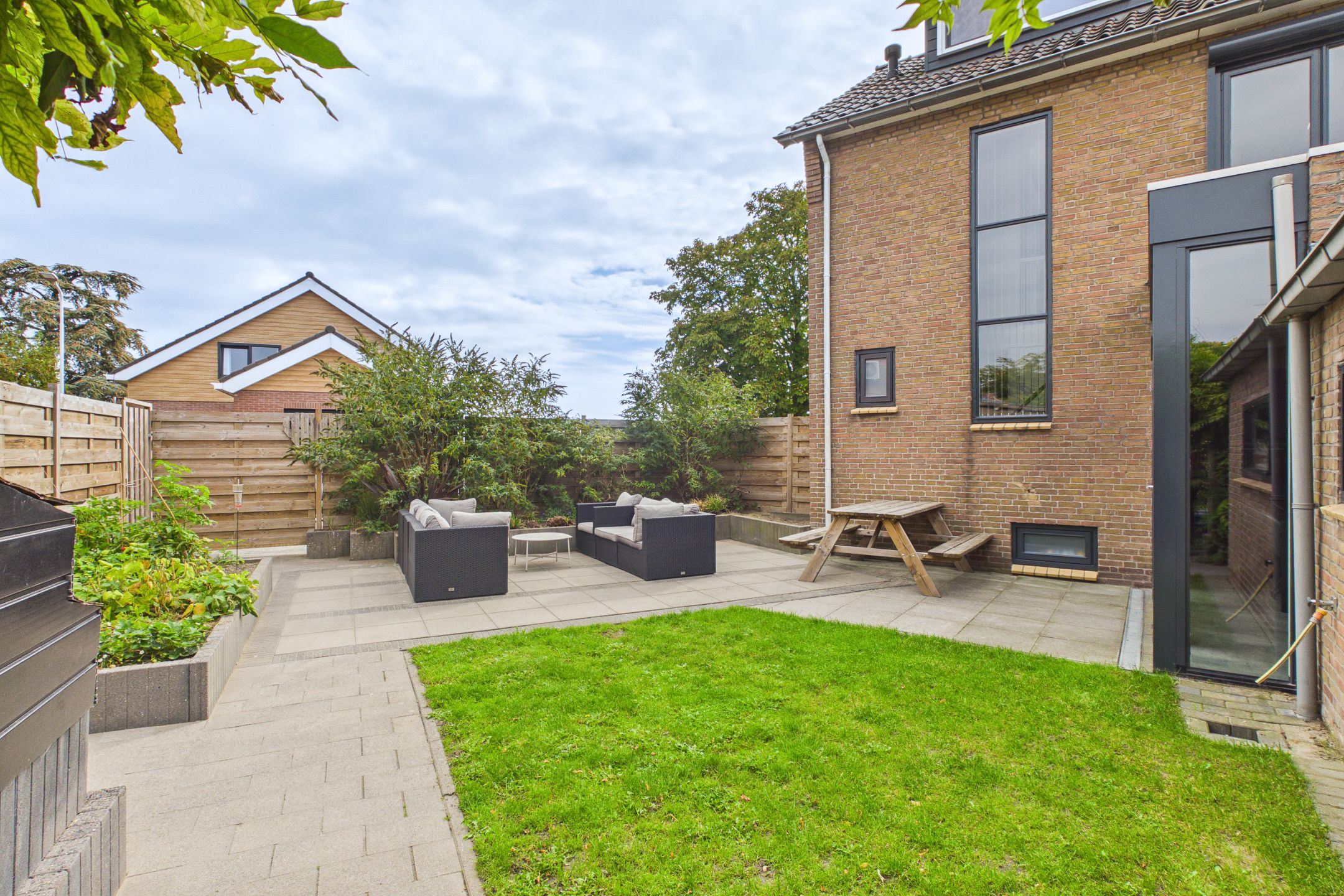 Photo 48 of Bernhardstraat 13