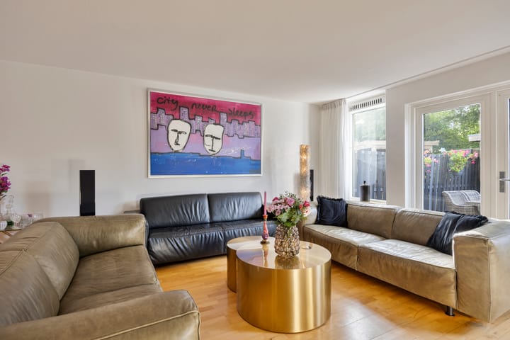 Tussenwoning te koop: Fresiastraat 13, Purmerend