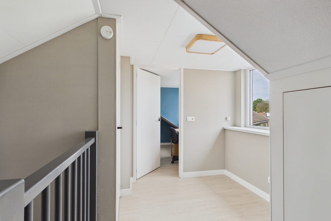Photo 41 of Bernhardstraat 13