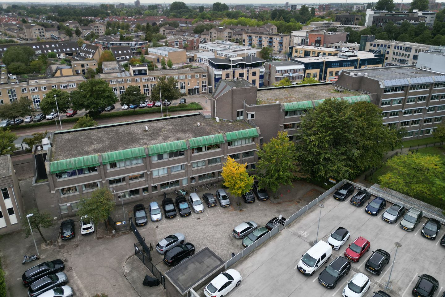 View photo 2 of Waterlandlaan 81