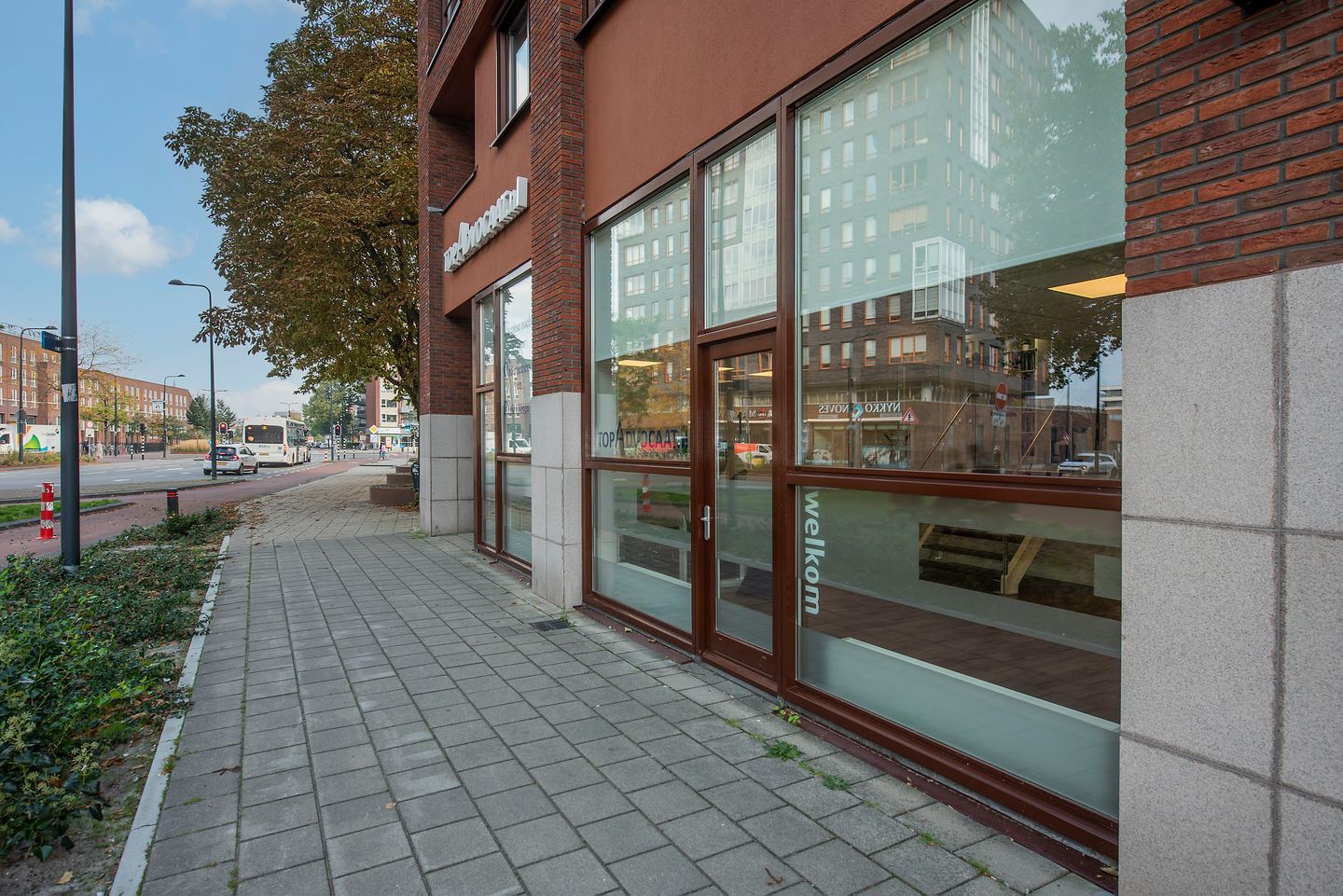 Bekijk foto 3 van Brinkstraat 1