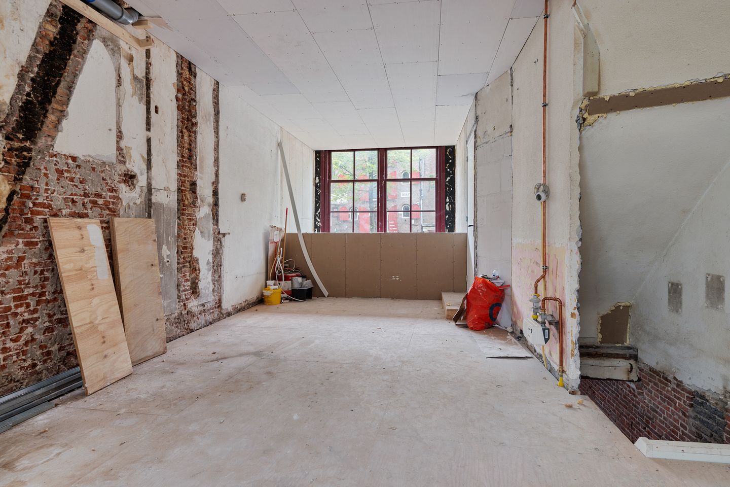 View photo 4 of Oudezijds Achterburgwal 35-A