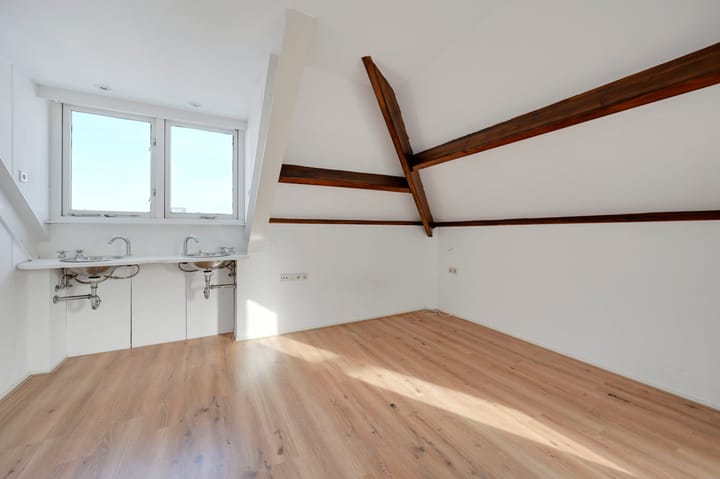 Appartement te koop: Rozenboomlaan 32, Voorburg