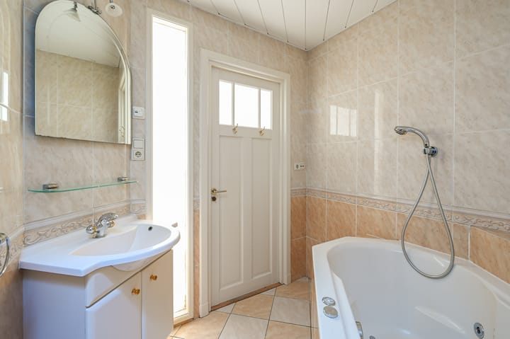 Appartement te koop: Rozenboomlaan 32, Voorburg