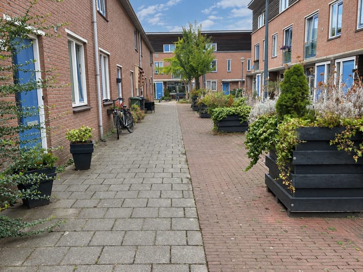 Tussenwoning te koop: Straatje van Anna Cramer 12, Haarlem