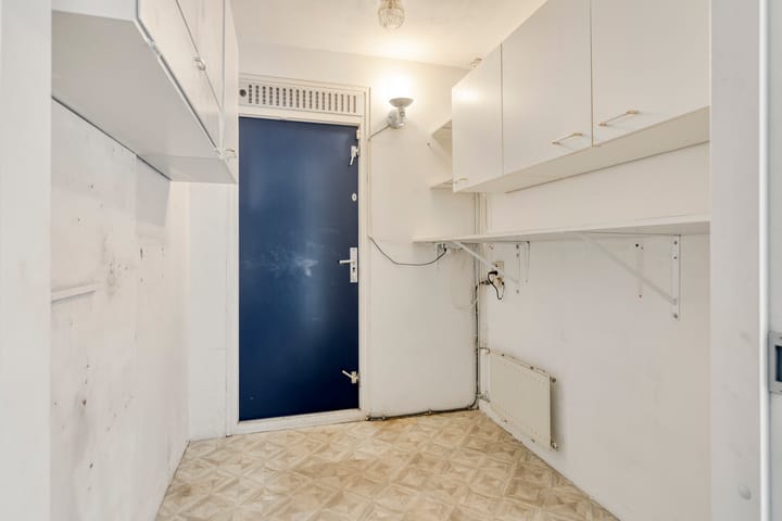 Tussenwoning te koop: Albergerbos 79, Hoofddorp