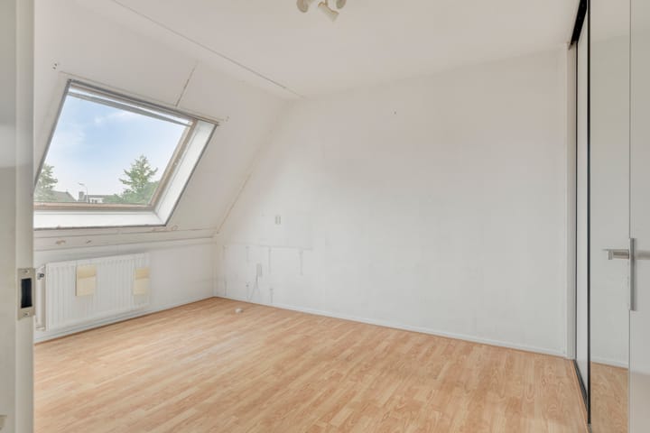 Tussenwoning te koop: Albergerbos 79, Hoofddorp