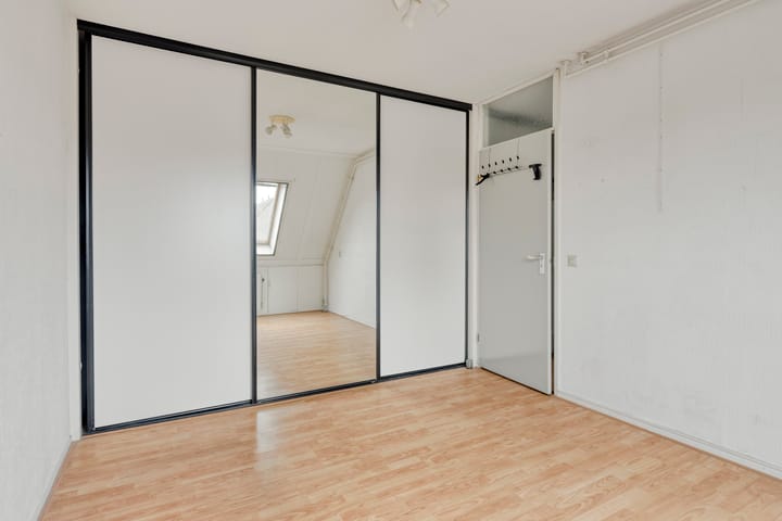 Tussenwoning te koop: Albergerbos 79, Hoofddorp