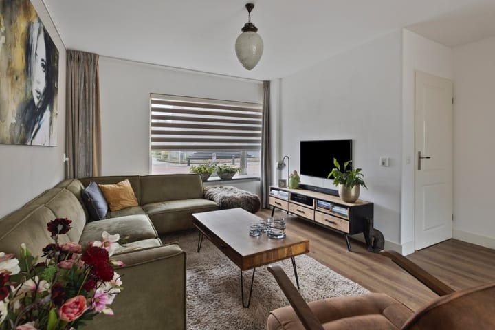 Tussenwoning te koop: Kerkstraat 47, Best